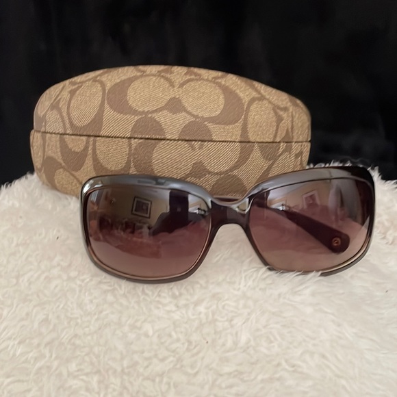 Coach.  Sunglasses with Signature Case - Picture 1 of 5